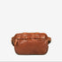 Akron tasken fra MONTANT EST. 1957 er en lækker crossbody taske i en fin lysebrun læder