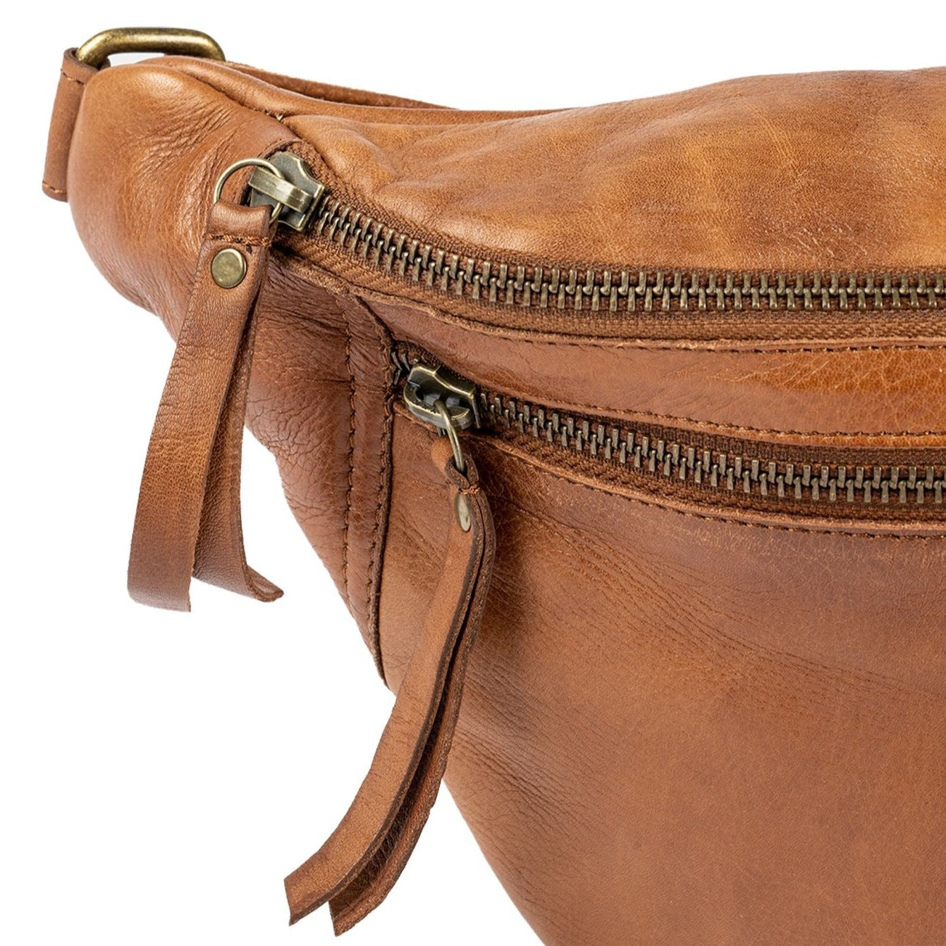 Faust bumbag, i mørkebrun læder, fra ReDesigned