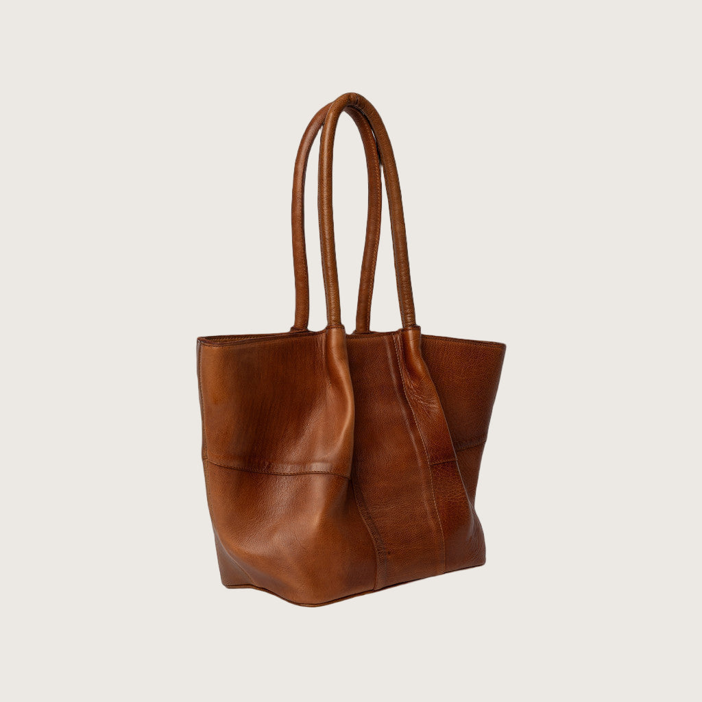 Mane, Lille Urban Skuldertaske - Walnut