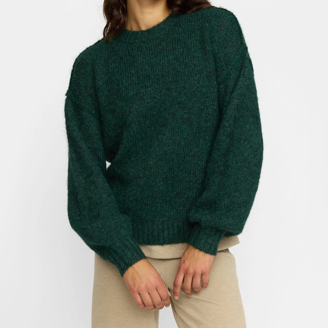 Mørkegrøn lækker blød mohair sweater fra Selfhood