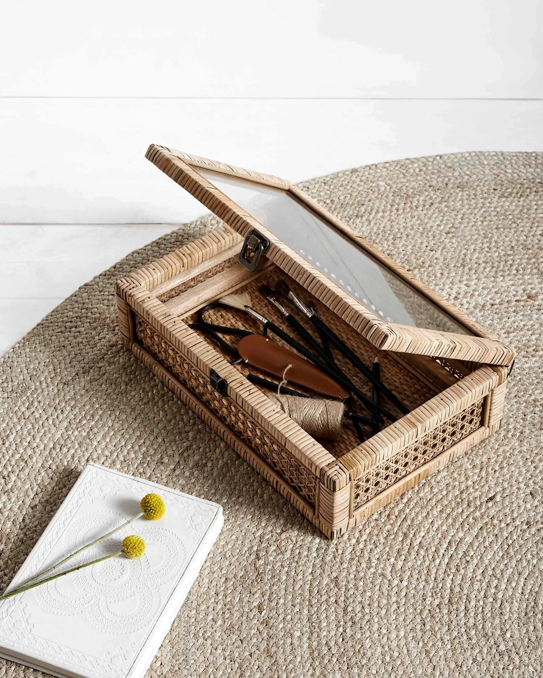 CASE Skrin m. Glaslåg - Rattan