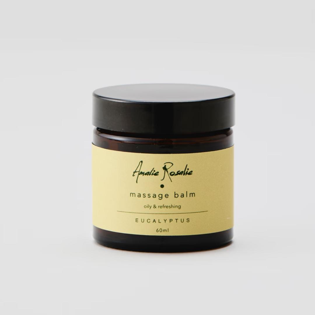 En lækker massage creme fra danske Amalie Rosalie. Massagecremen indeholder økologisk ekstra jomfruolivenolie, økologisk sheasmør, dansk bivoks og e-vitamin.