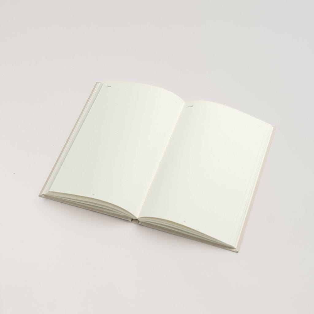Atelier Aarhus notesbog i beige - basic notesbog til alle dine tanker og noter