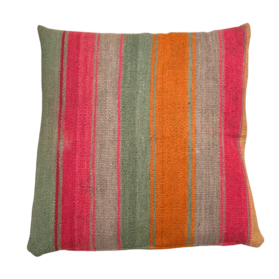 Stor frazada pude - 60x60cm. Fra Bolivia i orange, lyserød, grå og grønne farver