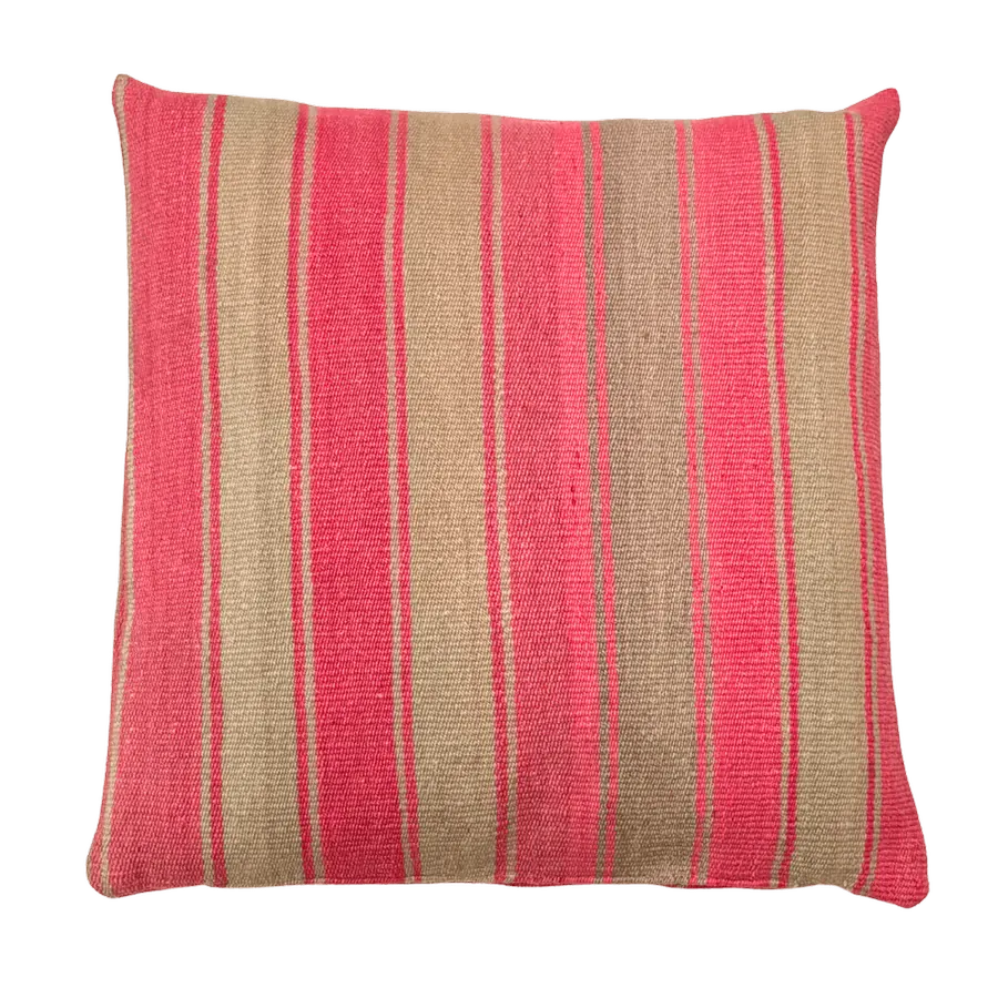 Stor frazada pude - 60x60cm. Fra Bolivia i lyserød og beige farver