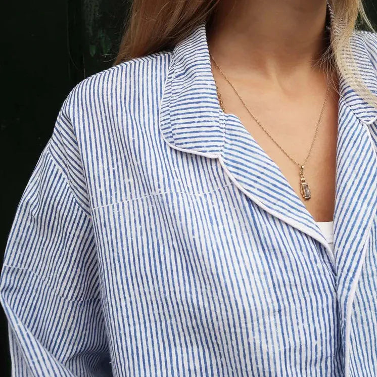 Stribet pyjamas i blå og hvide striber fra Craft Sisters
