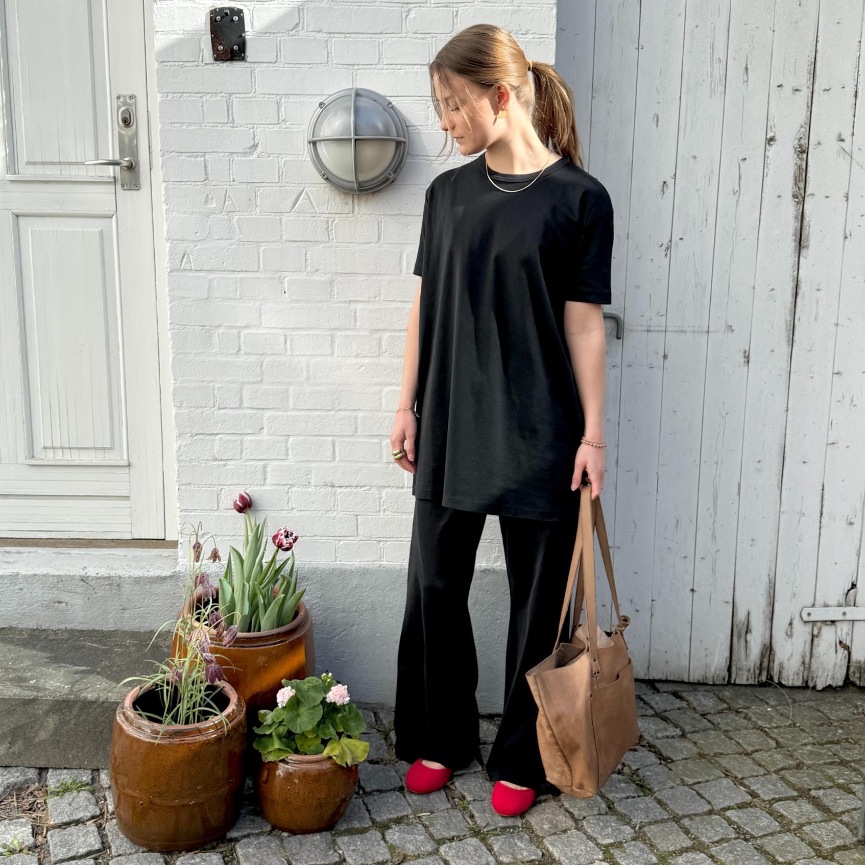 Oversize og kortærmet DERRET T-shirt fra Crossley i ren bomuld