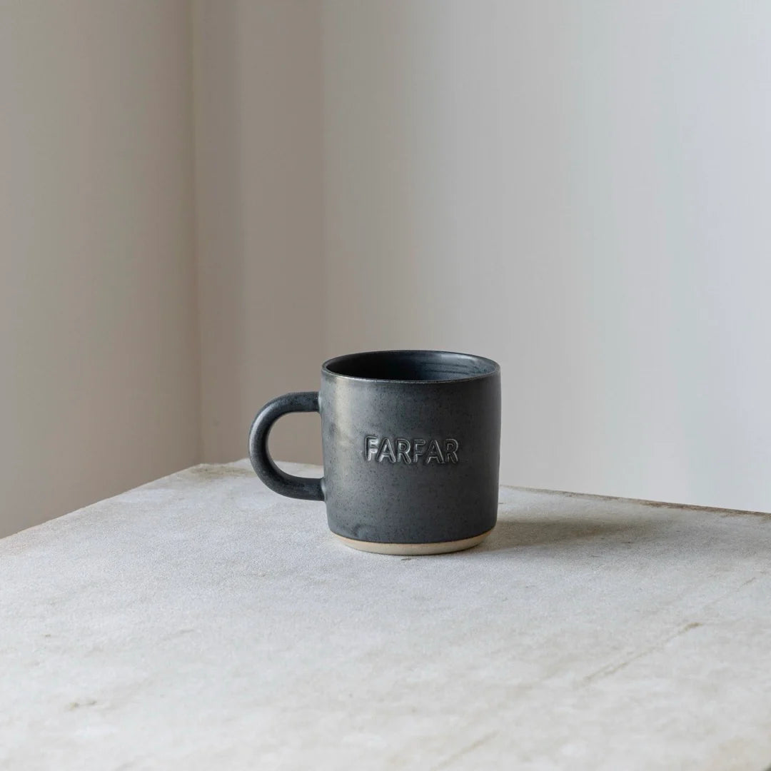 Julie Damhus Farfar Kop i blå