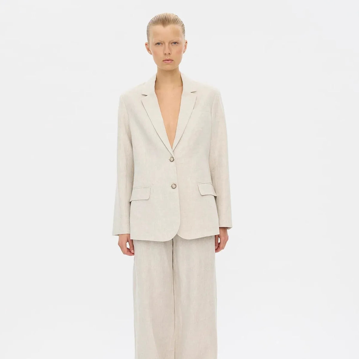 Let blazer fra Five Units i hør med afslappet, elegant udtryk