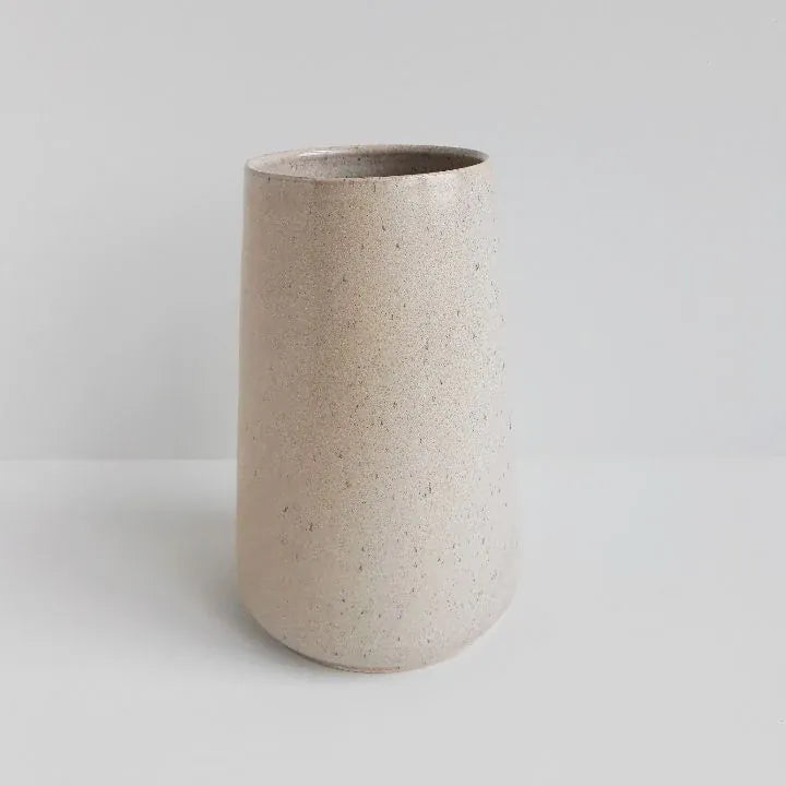 Ø-vase i farven Creamy White