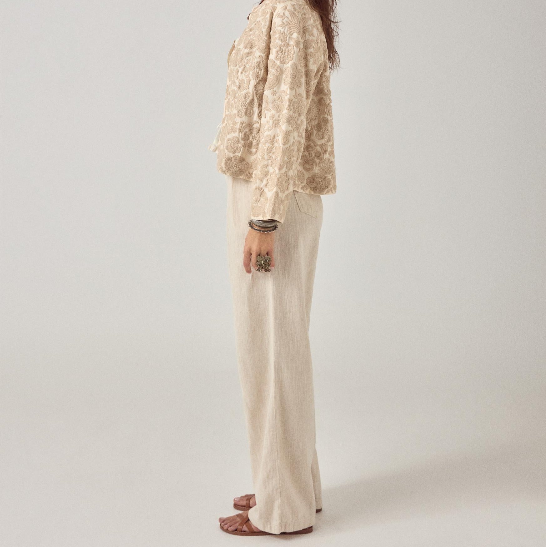 Marina Bukser - Sand