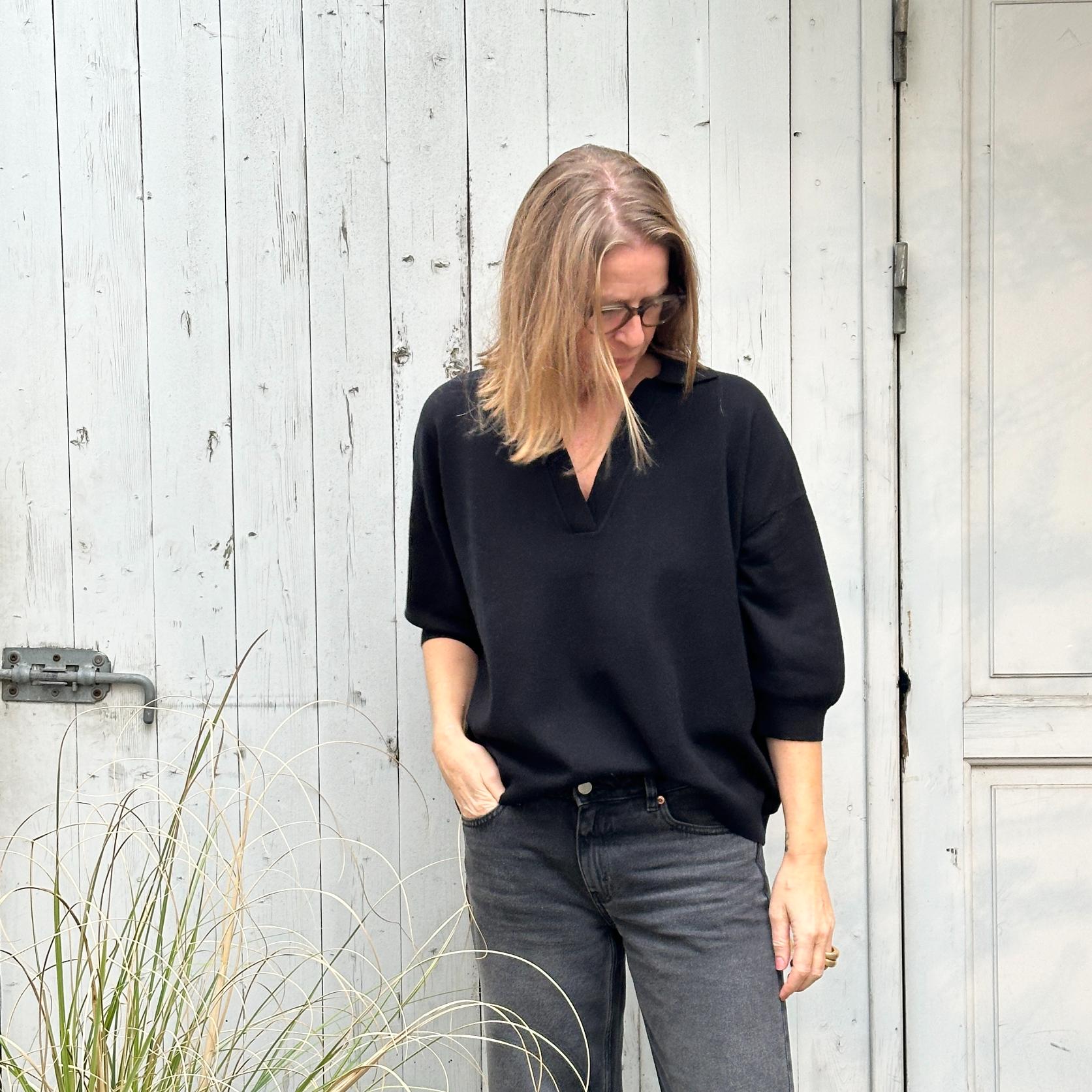 Vibeke V Neck - Velvet Black