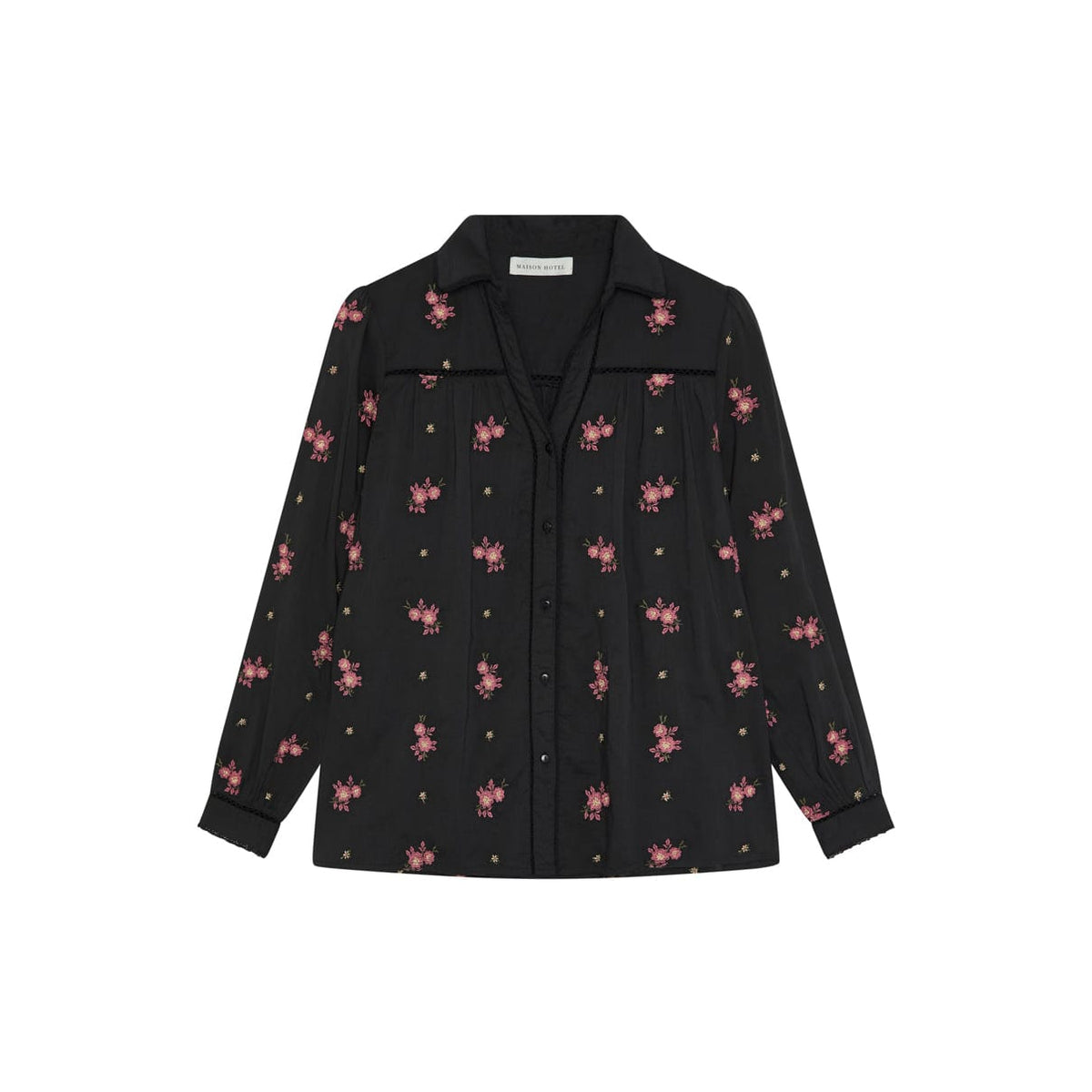Sort skjorte med rosa blomsterprint fra Maison Hotel