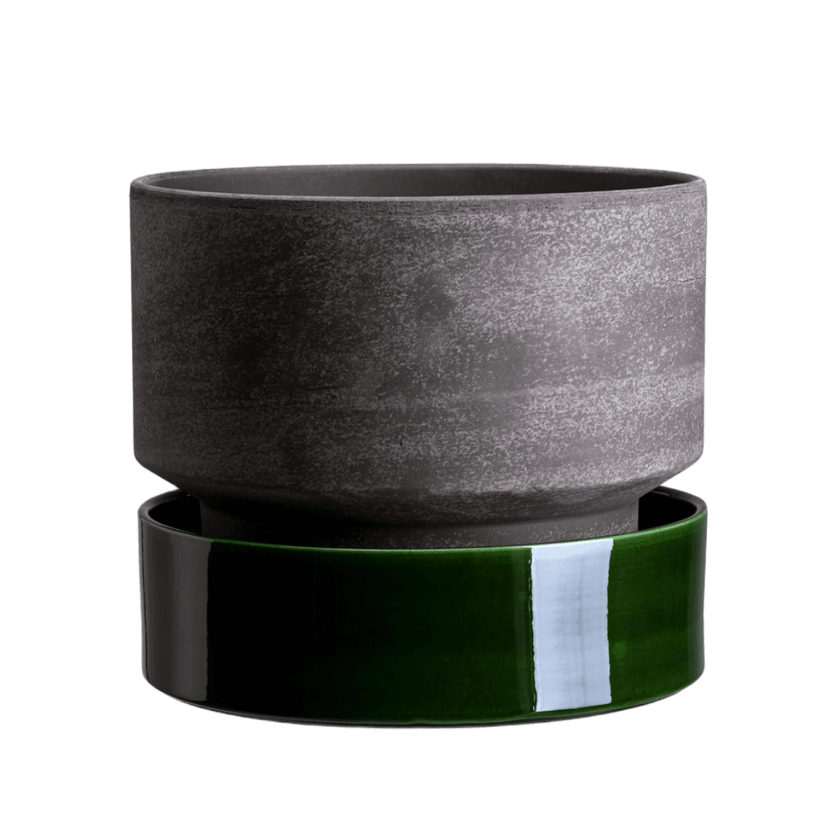 Bergs potte hoff saucer/underskål i glasseret. Den er i farven emerald green, som er en grøn farve