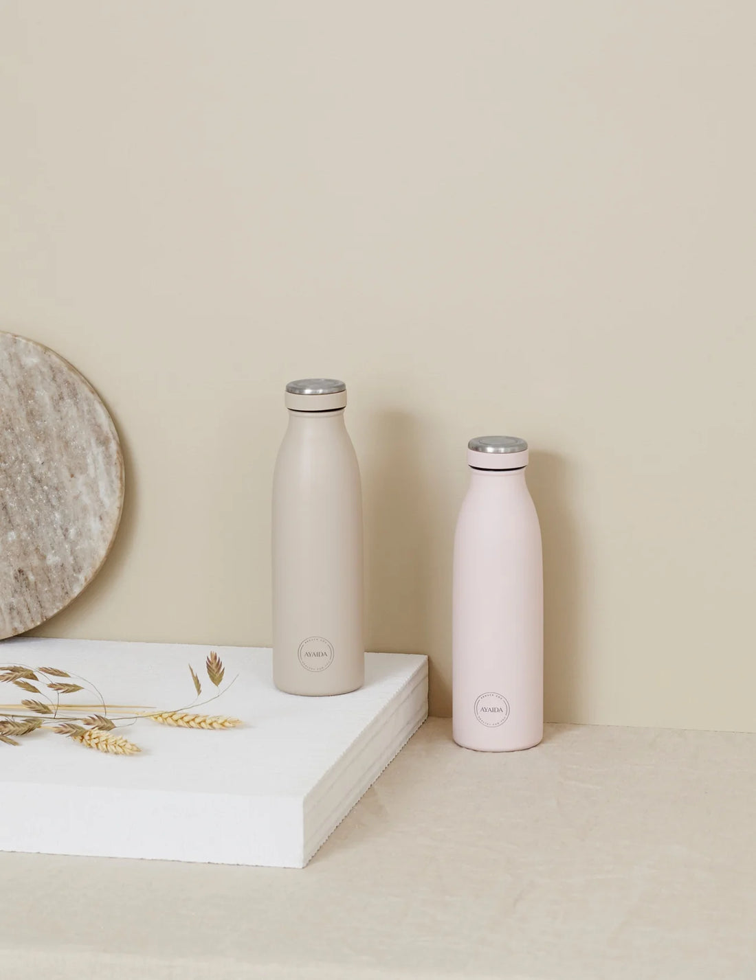 Drikkedunk i beige fra AYA&IDA - 500 ml