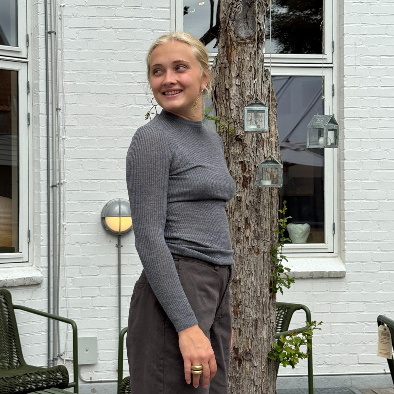 Grå langærmet bluse fra Crossley