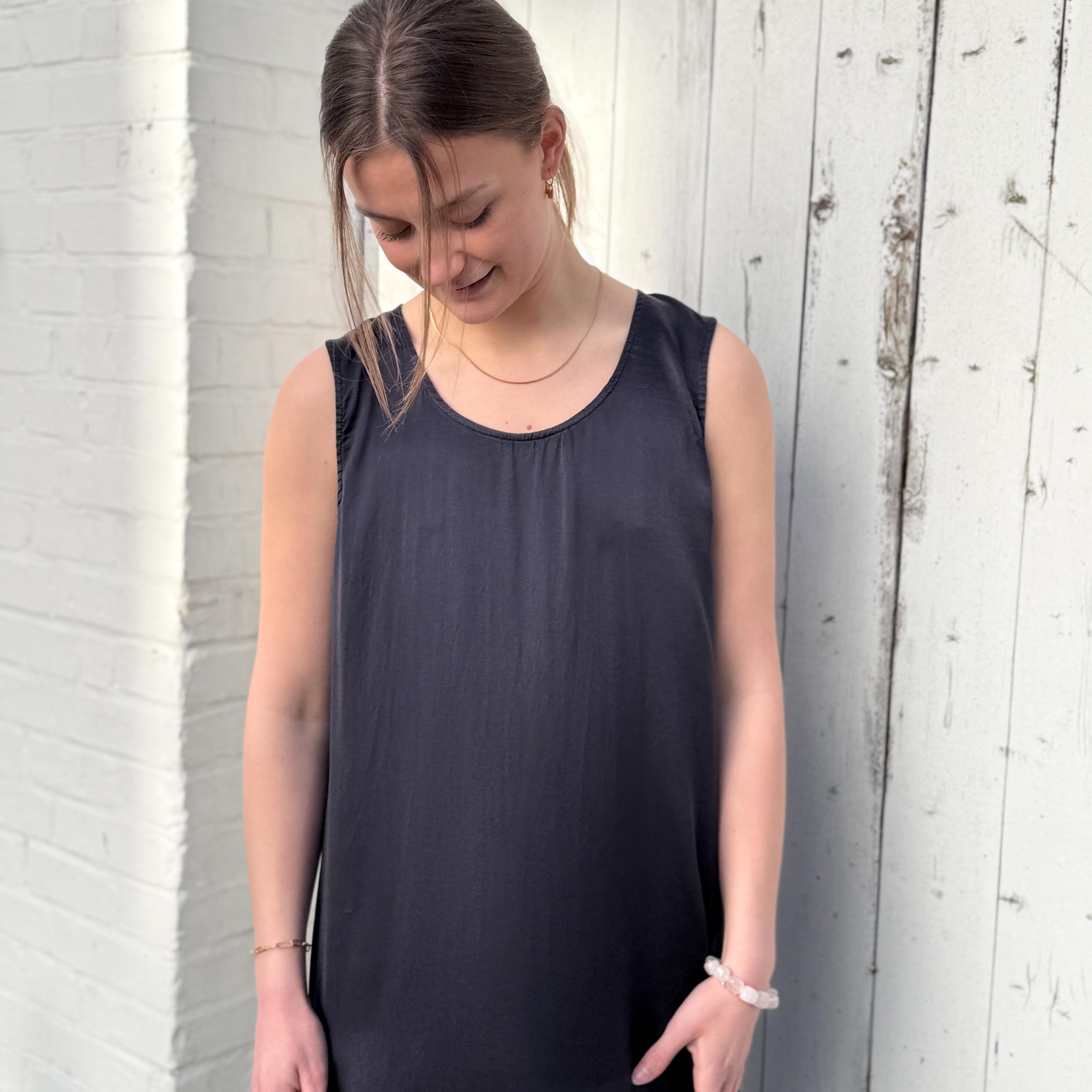 MUIN Kjole - Silke & Elastan - Blue (700)