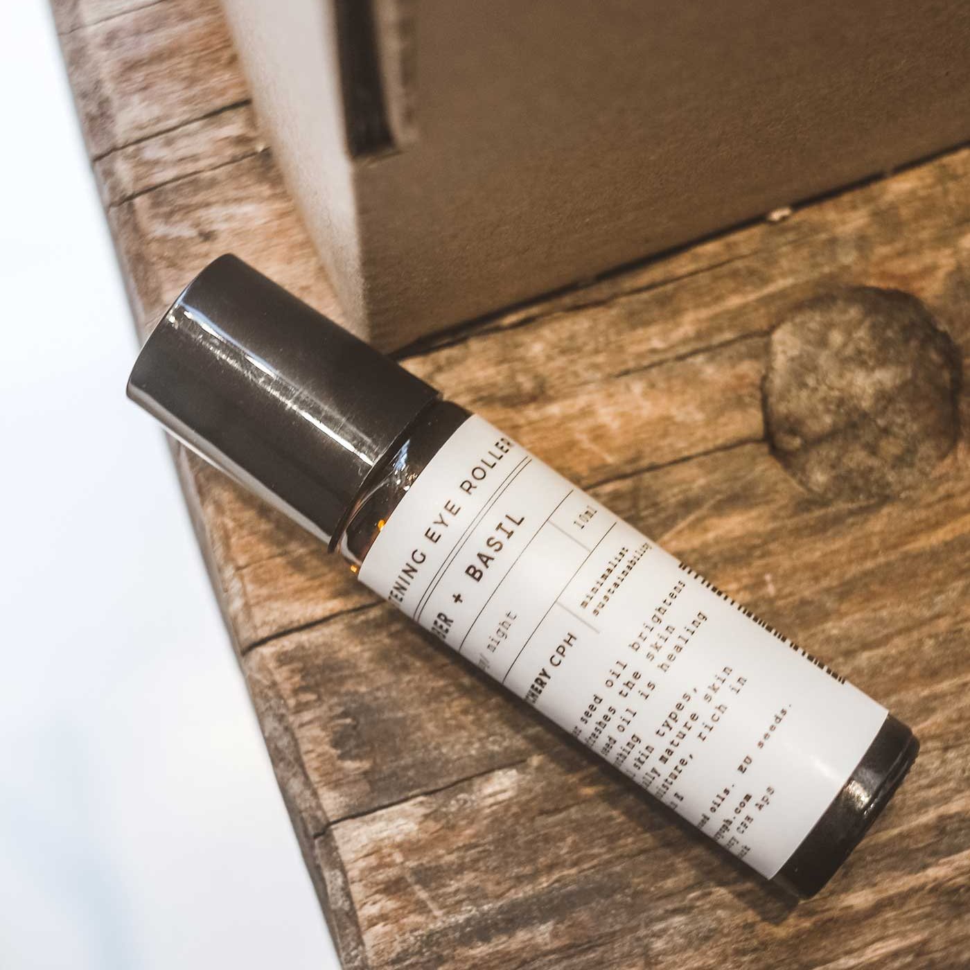 Brightening Eye Roller - Agurk & Basilikum