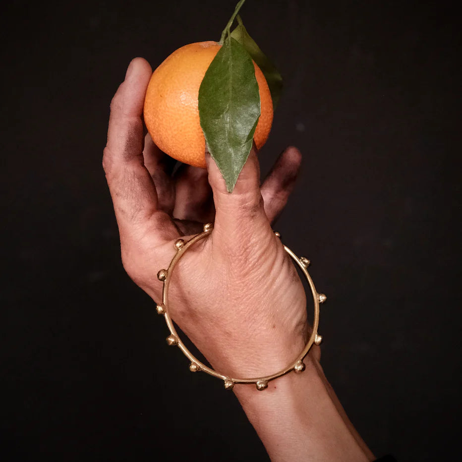 Hebba Thin Bangle Armbånd - Messing