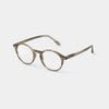 Izipizi læsebriller i farven 'Smoky Brown' er en beige farvet læsebrille
