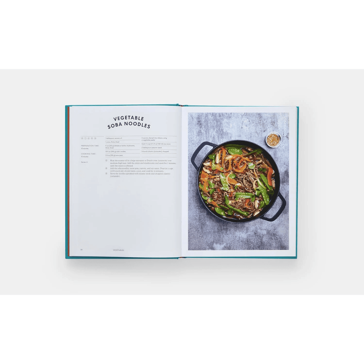 Vegetar nudler en af de mange lækre retter fra denne kogebog