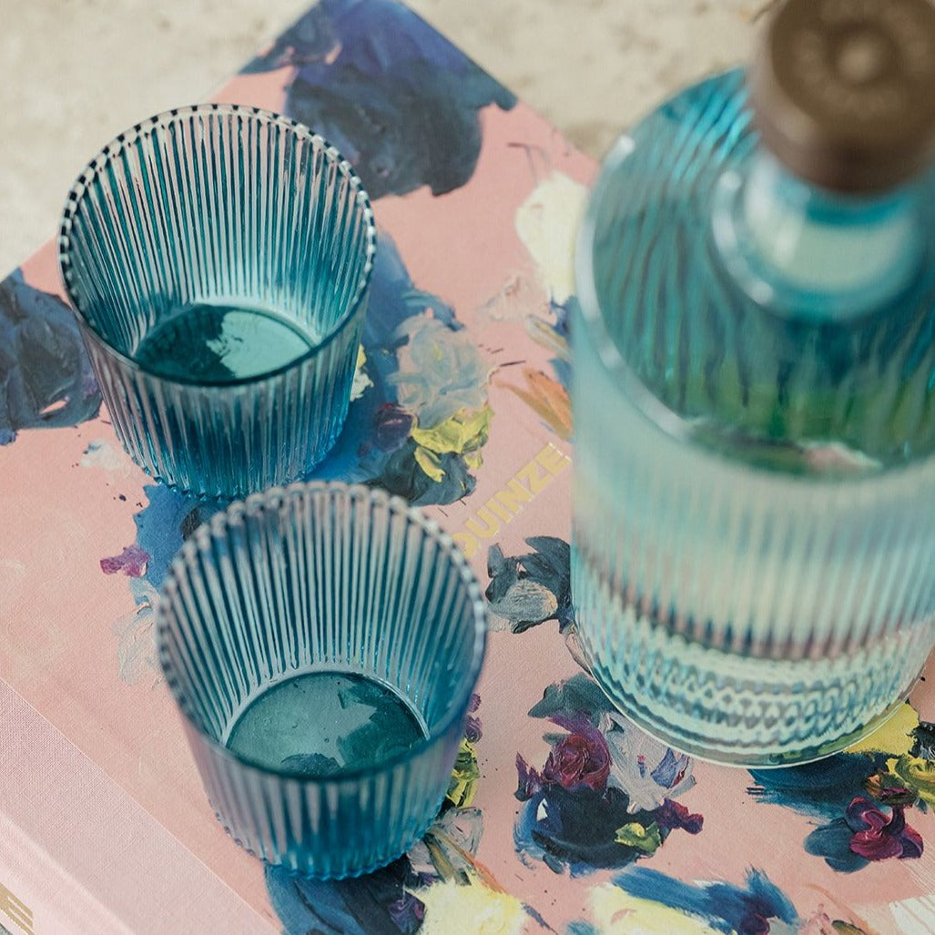 Vandglas fra Paveau Glassware. Her i farven &