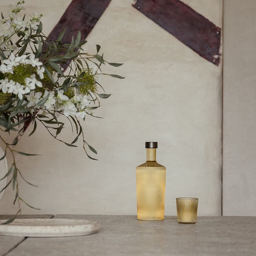 Vandglas fra Paveau Glassware. Her i farven &