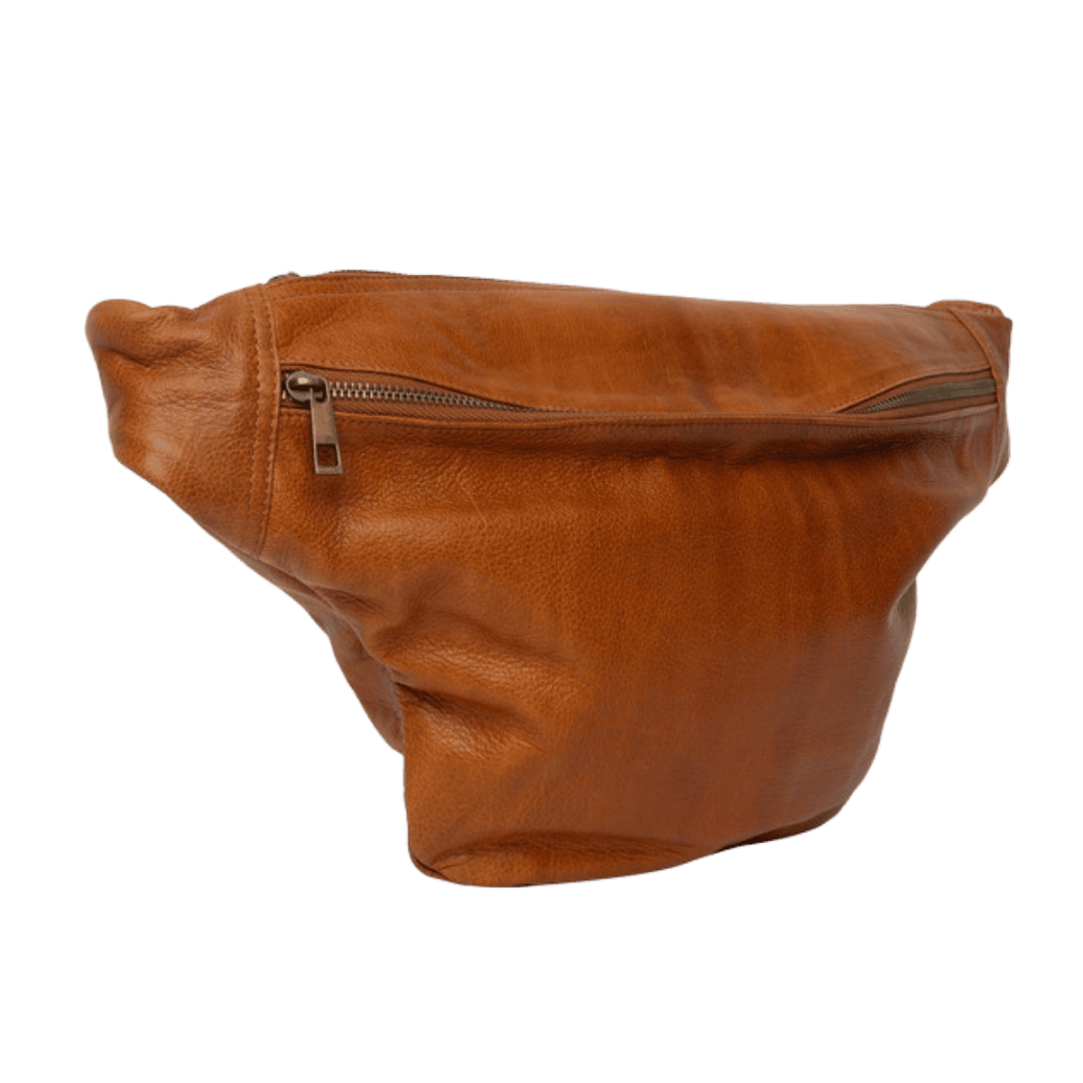 Merla er en stor bumbag taske fra ReDesigned. Denne er i farven burned tan som er en lysebrun læder