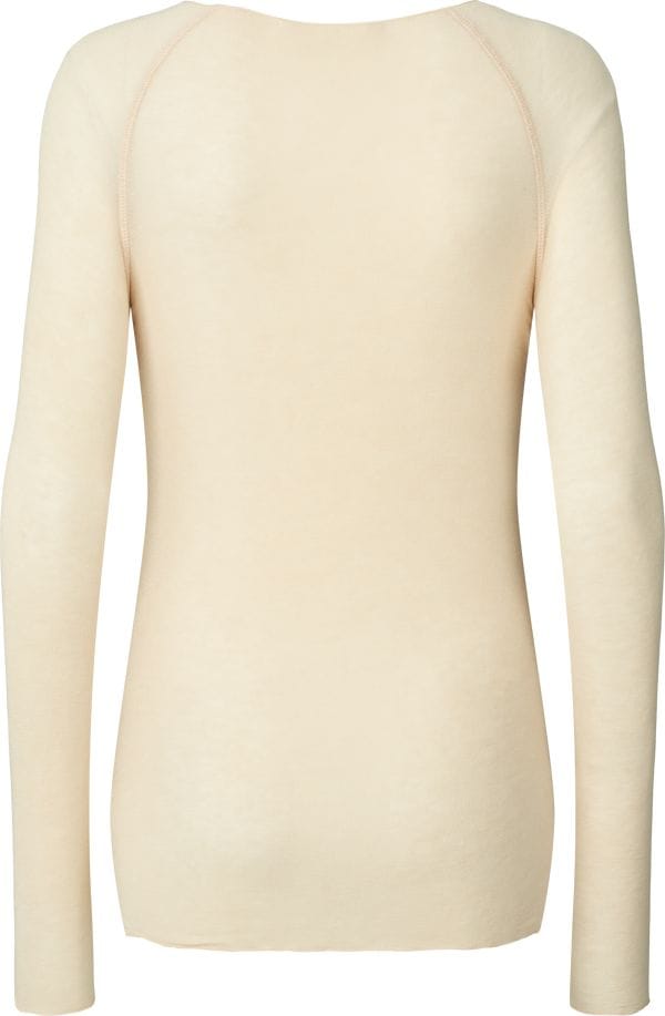 Bæredygtig Amalie bluse fra Gai+Lisva, i farve off white. God basis bluse til at give ekstra varme.