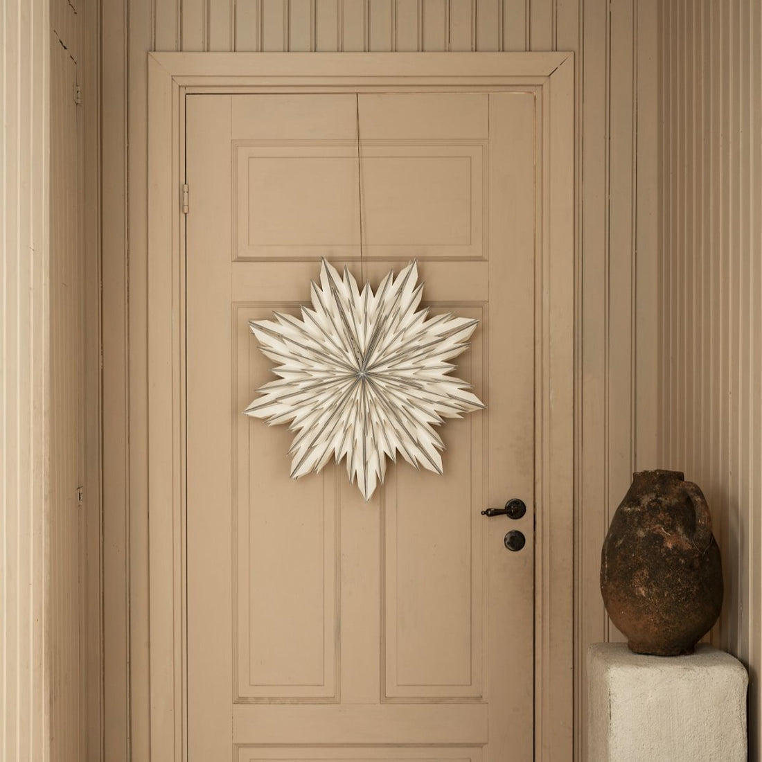 Elsa, sølv julestjerne i papir, fra Watt&Veke