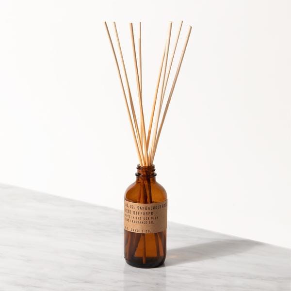 Duftpinde, Sandalwood og rose - elegant duft og smuk flaske fra P.F Candle og Co.