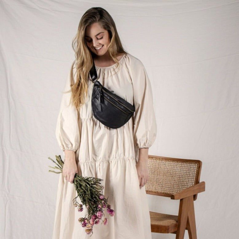 Faust, sort bumbag i læder, fra ReDesigned