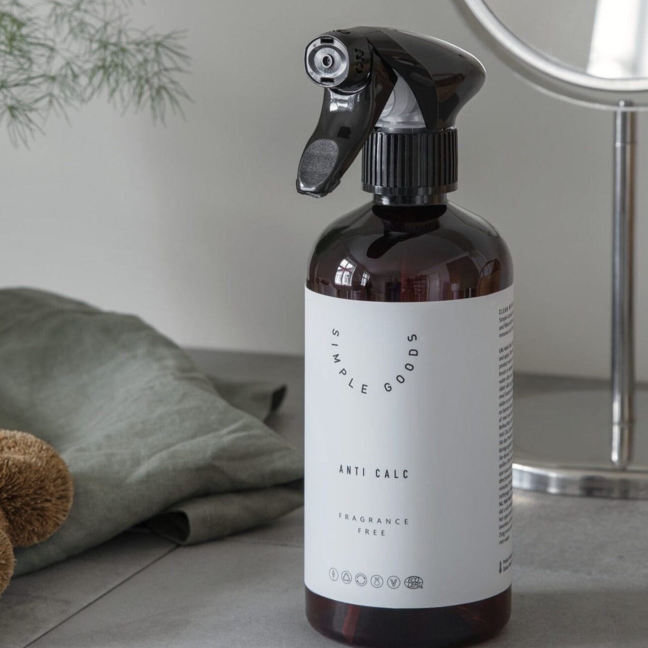 Naturlig anti kalk spray fra Simple Goods