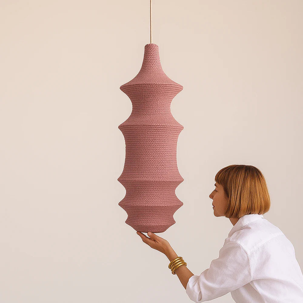 Fin lyserød marokkansk lampe