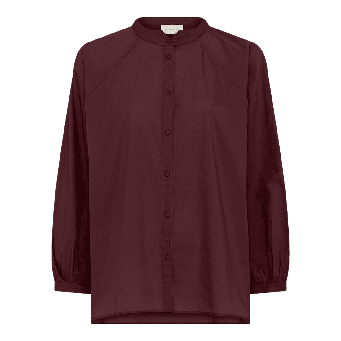 Tokyo skjorten fra FRAU er en langærmet voluminøs skjorte med knapper hele vejen ned og kinakrave. Den er i farven &