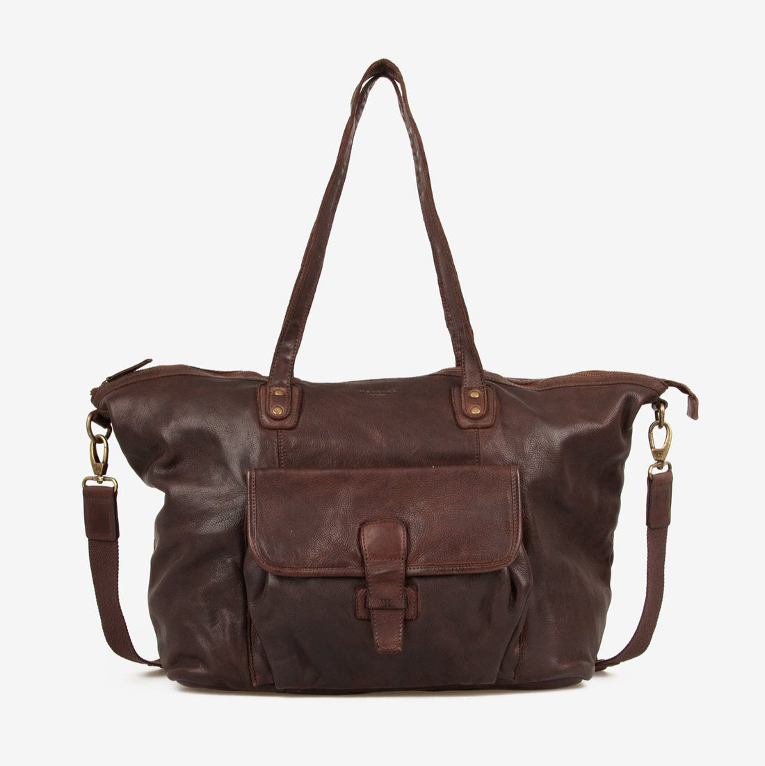 Hollins tasken fra MONTANA EST. 1957 i denne fine mørkebrune farve er en lille mellem str. rejsetaske eller en fin hverdagstaske