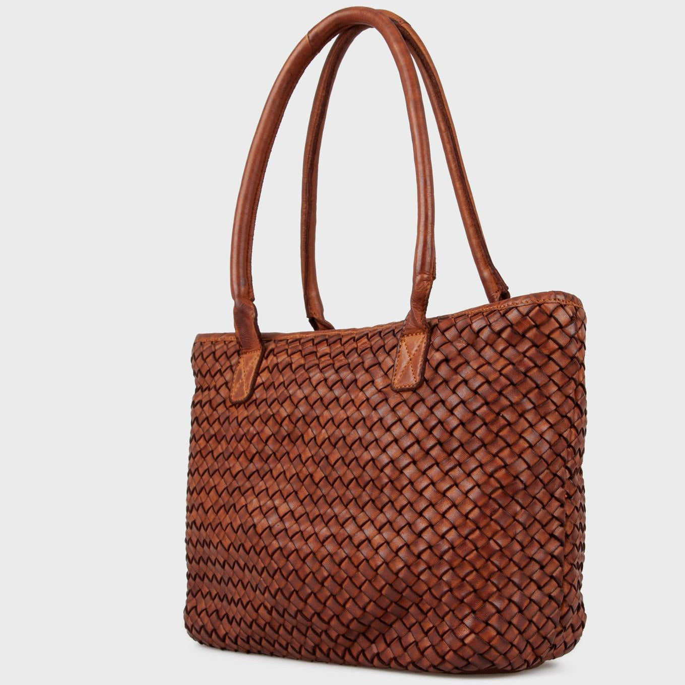 Carbella Crossbody - Cognac