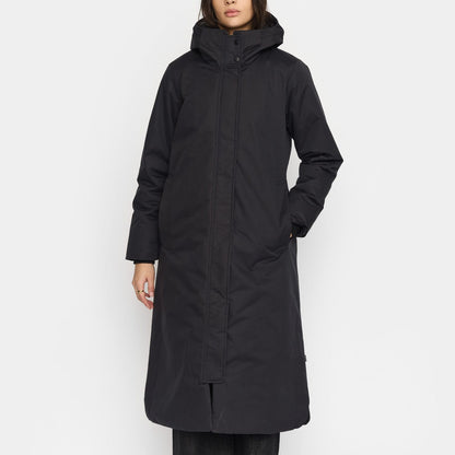 Selfhood lang sort vinterjakke i recycled polyester
