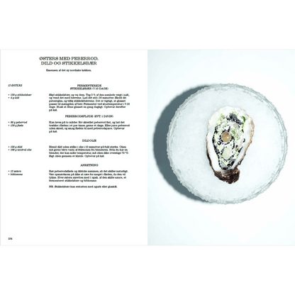 Pink Oyster er en skøn kogebog og coffee table book om østers lavet af Jonas Harboe - en dansk mesterkok!