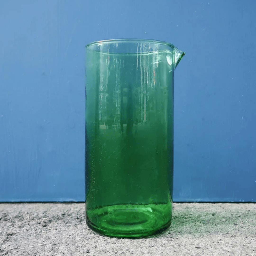 100% genanvendt glas - brug den til kolde drikke, til en buket og lad den stå fremme til pynt. 