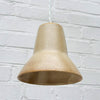 En fin lille lampe lavet af keramik. Den er sand/beige farvet.