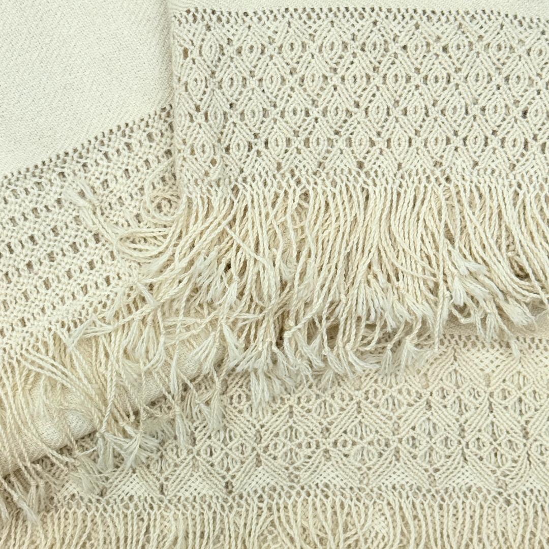 Hvid tørklæde i alpaka uld