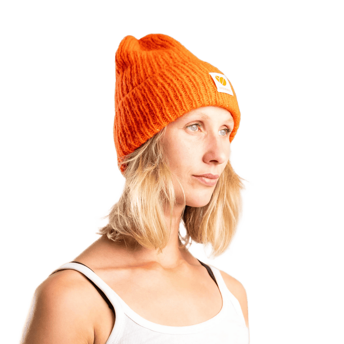 Coral/orange hue i alpakauld - perfekt til kulden