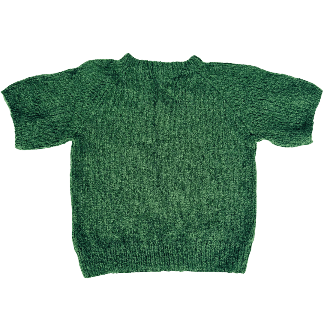 Håndstrikket sweater i en smuk flaske grøn, denne model har korte ærmer