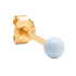 Minimalistisk ørering fra LULU Copenhagen med lille lyseblå kugle og guldbelagt base