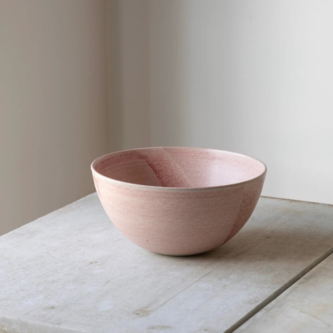 Julie Damhus Oda skål stor i lyserød