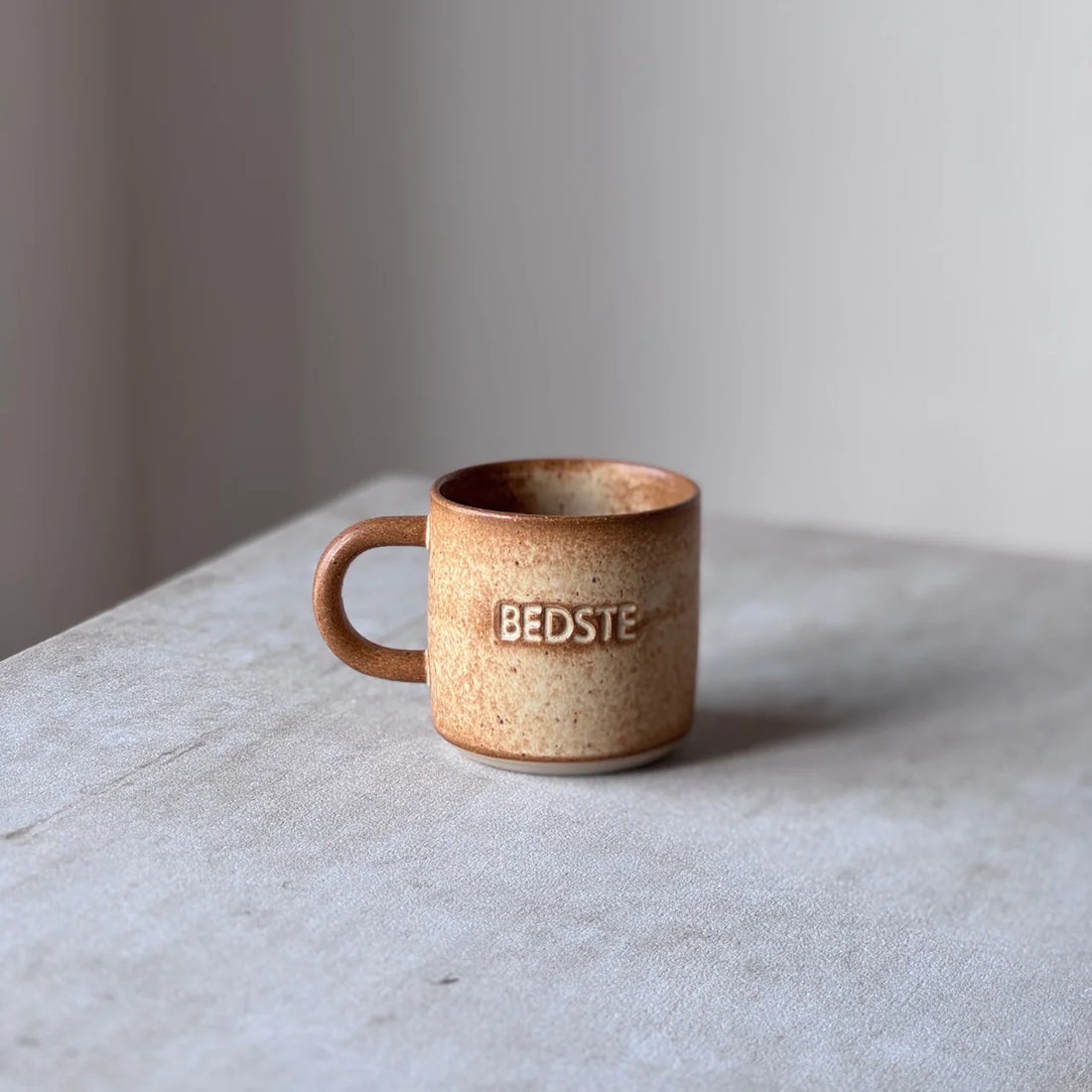 Brun Bedste tekst kop fra julie damhus