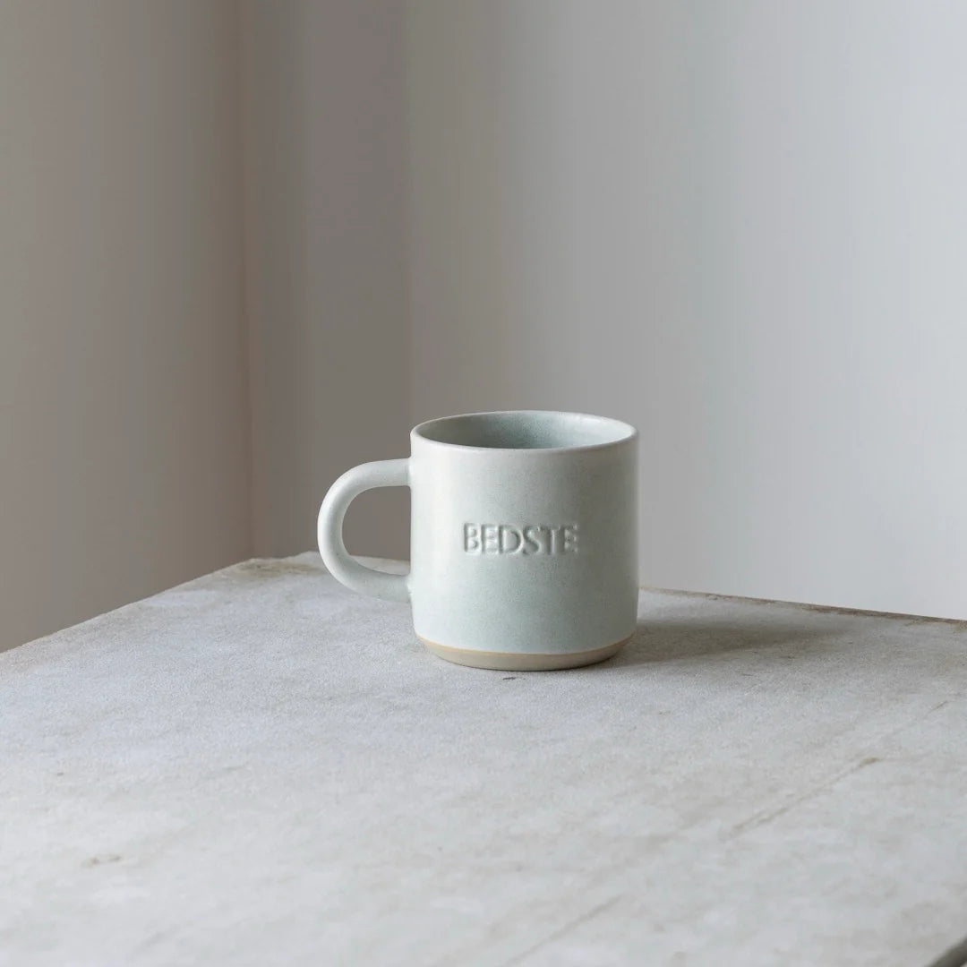 Bedste koppen fra Julie Damhus i den lysergrønne mint farve