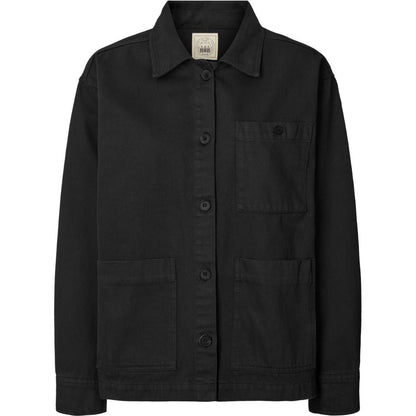 Ellie jakken er en workwear inspireret jakke med to lomme forneden og en brystlomme. Den kan bruges som en overgangsjakke eller som skjorte til dit tøj