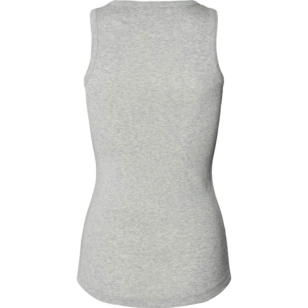 Alberte Rip toppen er en klassik tanktop fra Gai+Lisva med rib. Denne er i farven light grey melange - en fin grå farve